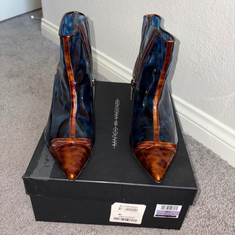 MARCO de VINCENZO Blue PVC Patent Brown Pointy Tortoise Print Ankle Boot 38 1/2